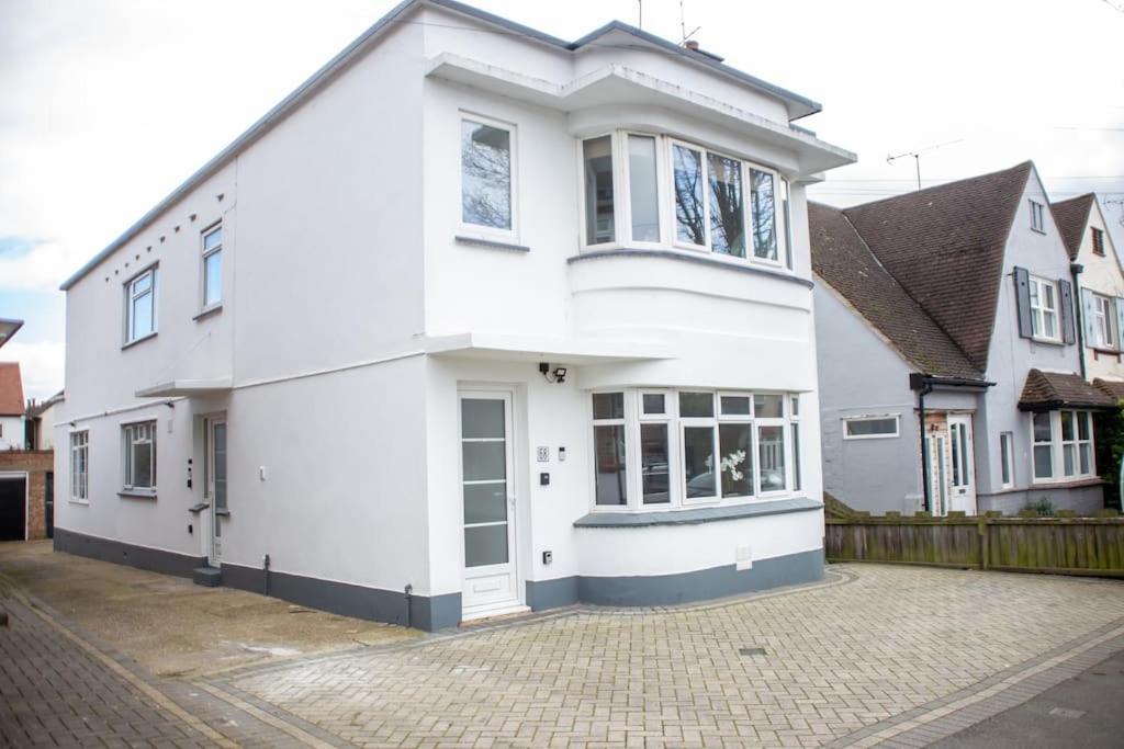 Stylish Retreat In Leigh-On-Sea Apartment Southend-on-Sea Exterior photo